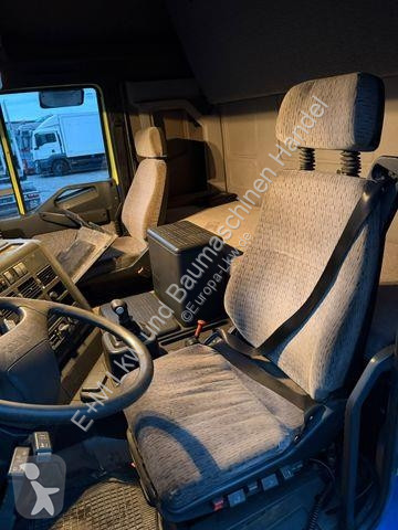 Teherautó Iveco LD 260E43 6x2 Fahrgestell