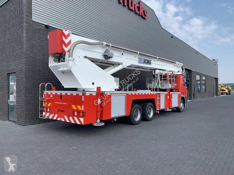 Camion Mercedes 3332 6X4 XCMG DG53C FIRE...