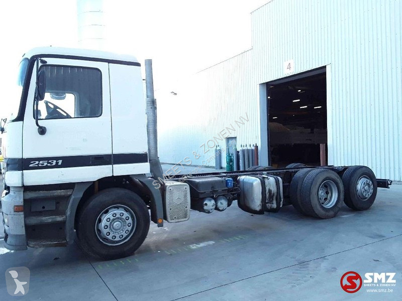 Used Mercedes Actros chassis truck 2531 - n°6748325