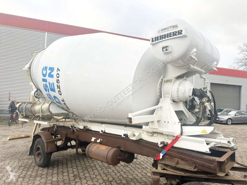 شاحنة Liebherr HTM 904F Betonmischaufbau 9m³...