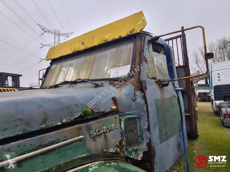 Vrachtwagen Scania 110 rotten-not running