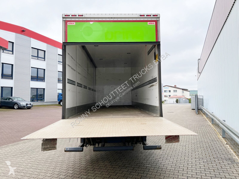 Vrachtwagen  FE 320 4x2 FE 320 4x2 mit Zepro LBW