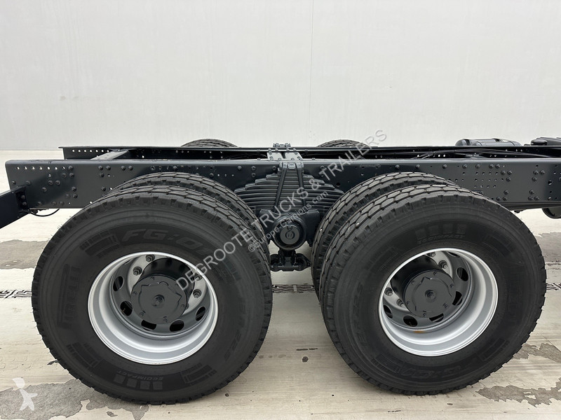 Kamion Iveco 380 - 6x4