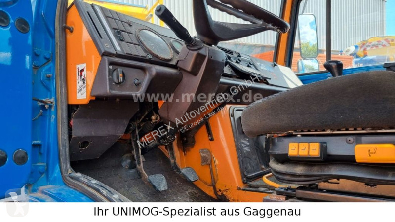 Kamion Unimog U