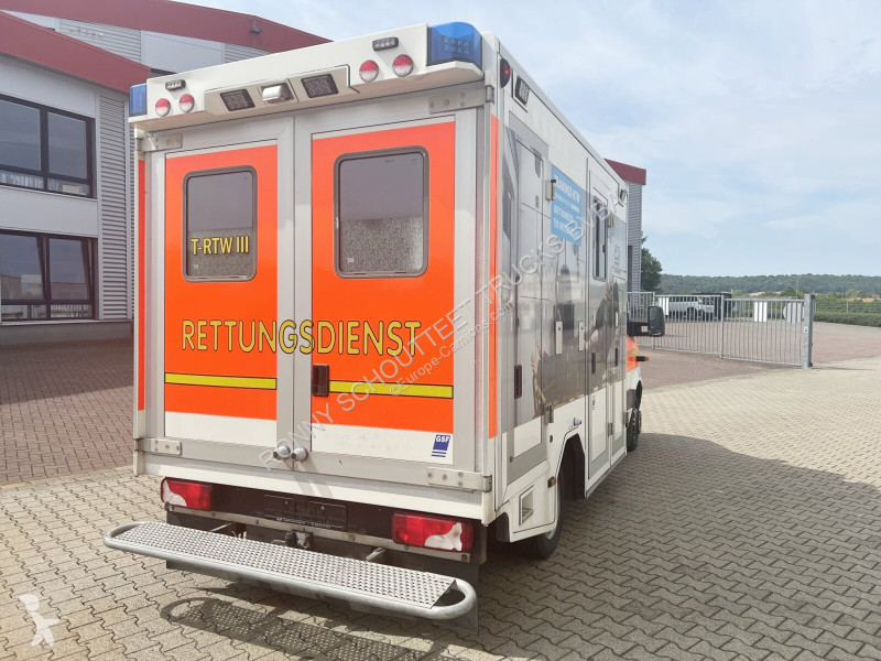 Véhicule utilitaire Mercedes Sprinter 516 CDI...