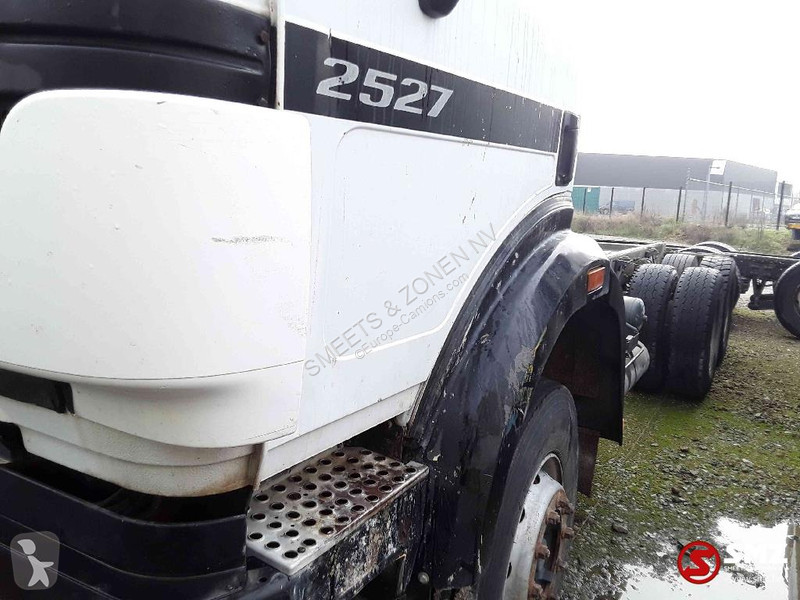 Kamion Mercedes 2527 6x4motor slecht