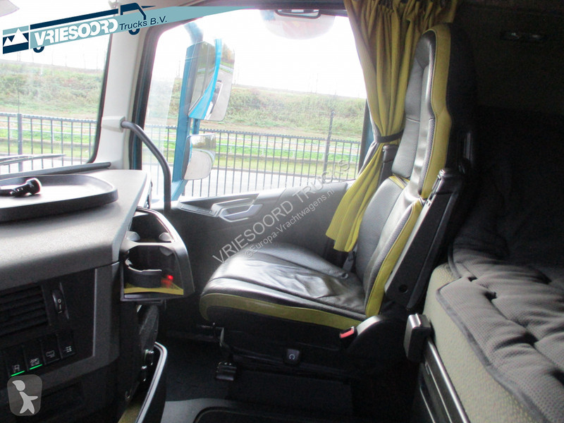 Camion Volvo FH 750