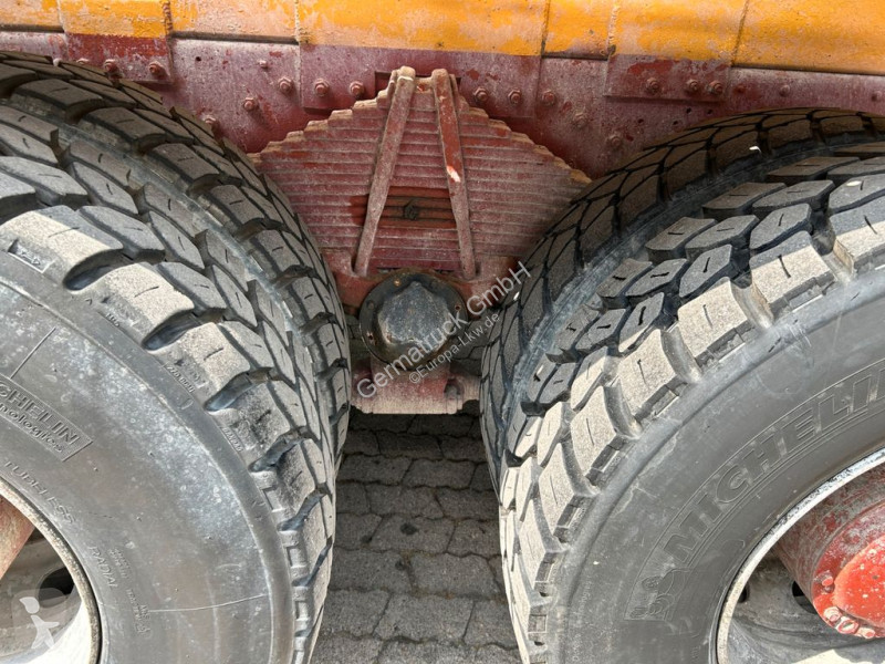 Camion Mercedes béton malaxeur + pompe 2629 concrete mixer + pump 13t Axles 6x4 occasion n°9396842 Camion Mercedes béton malaxeur + pompe 2629 concrete mixer + pump 13t Axles 6x4 occasion n°9396842
