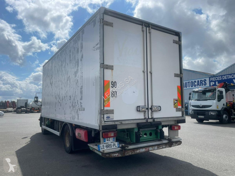 Camion Volvo FL6