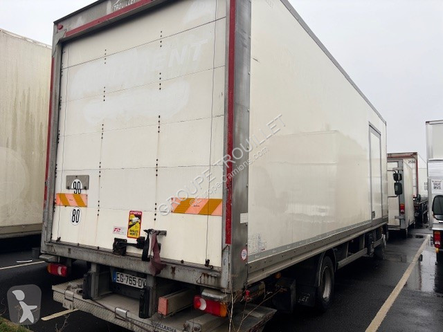 شاحنة DAF 12 TONNES 210 CV HAYON PORTE RELEVANTE