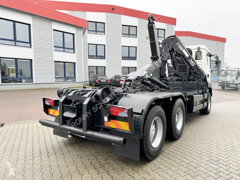 Kamion MAN TGA 33.350 6X4 BB TGA 33.350 6X4 BB...