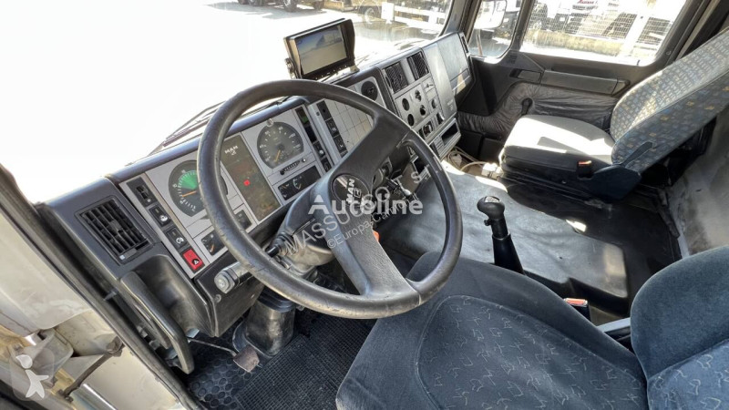 Lastbil MAN 41.364 VF 8x4