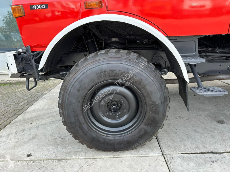 Vrachtwagen Unimog FIRE TRUCK 1000L (5x IN...