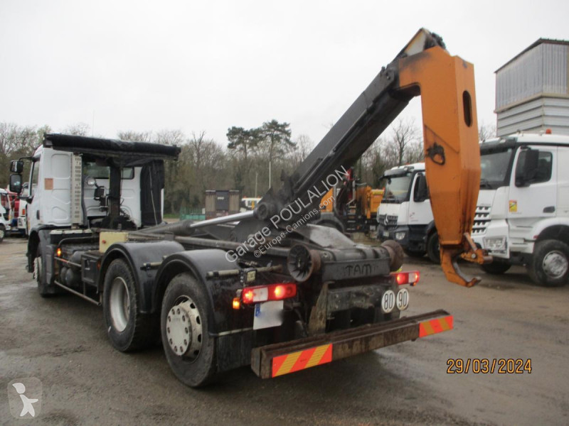 Kamion Renault 6x2 essieu relevable 320 benne...