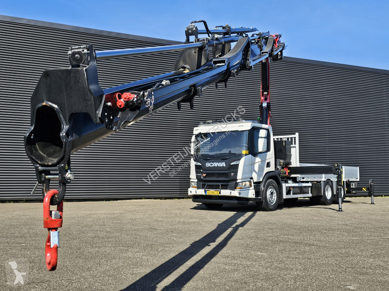 Kamion Scania P410 6x2*4 / PAFINGER 35 tm CRANE...