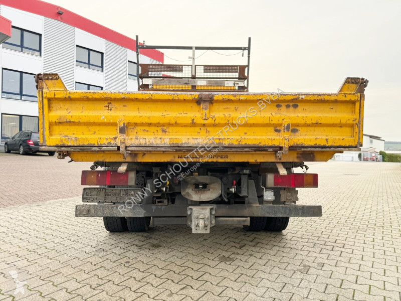Camion MAN LE 8.180 4X2 BB Doka LE 8.180 4X2 BB...