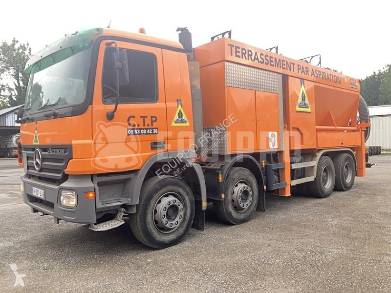 شاحنة Mercedes 3241 K 8x4 2004 RSP ESE 32 / 7-2...