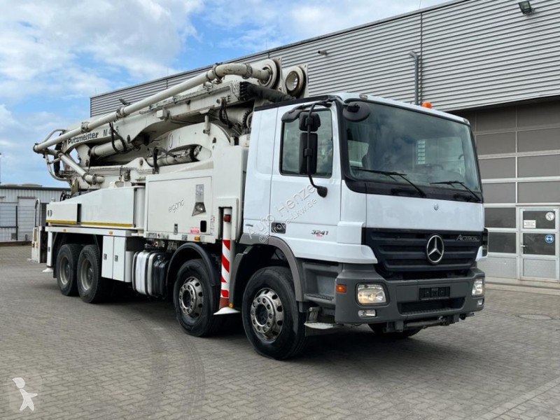 Camion Mercedes Actros 3241 B 8x4  Betonpumpe...