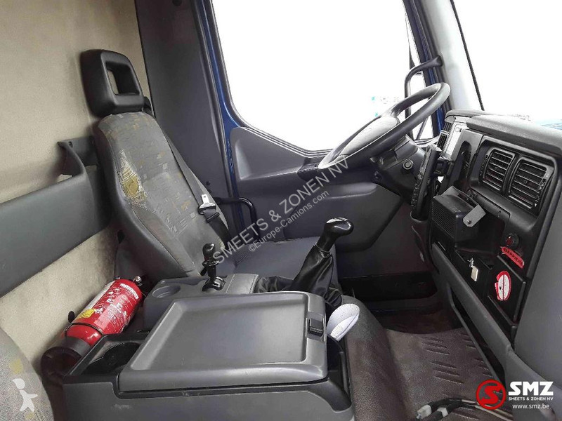 Kamion Renault 210 8000L manual pump