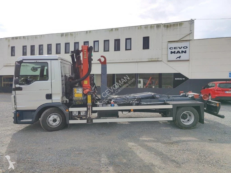 Kamion MAN 12.250 Containersysteem met kraan...