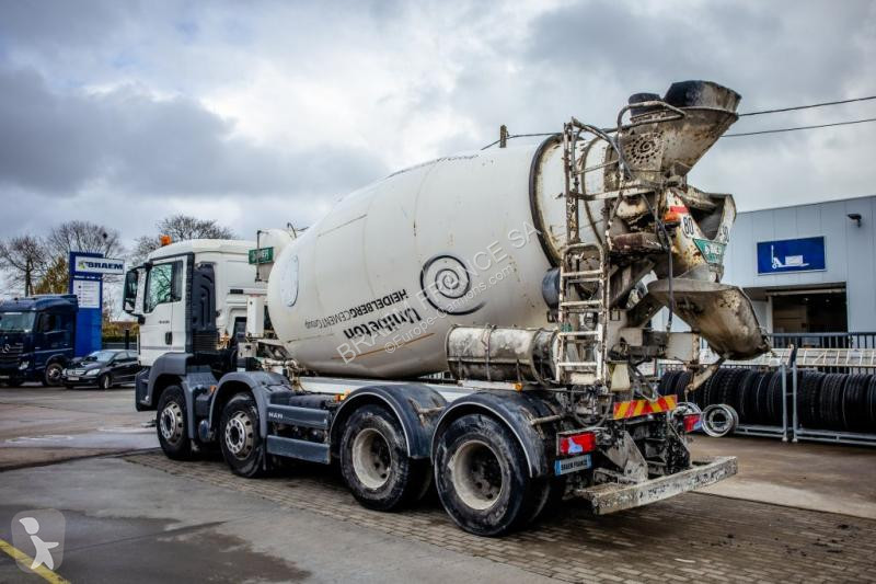 Camion MAN 32.360 BB+MIXER 9M³