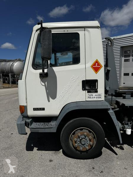 Vrachtwagen DAF 210CS