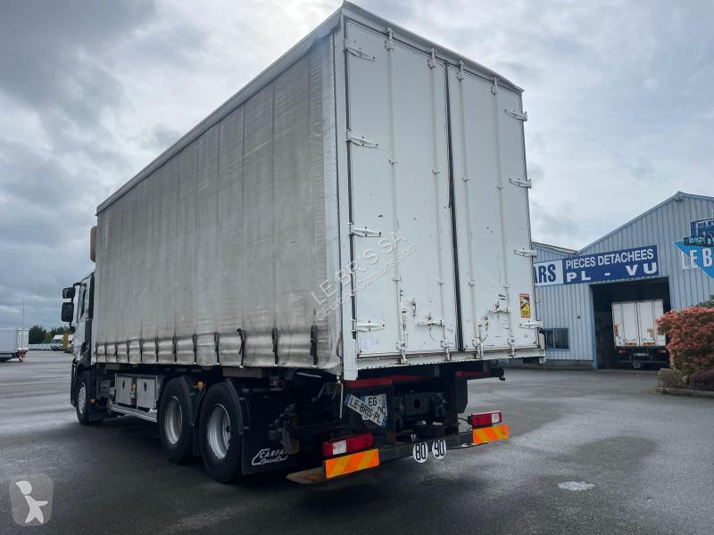 Vrachtwagen Renault 380 Gamme T