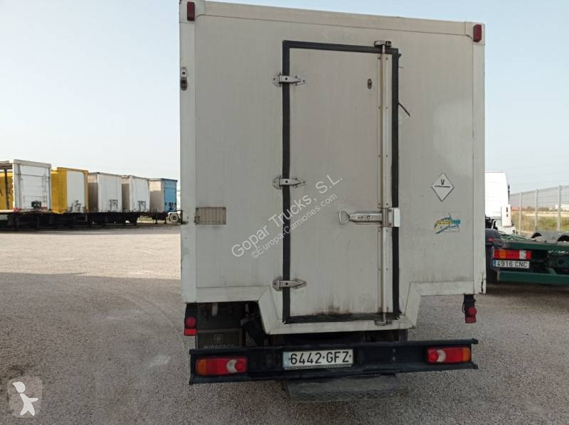 Camion Nissan