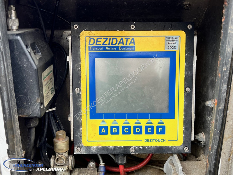 Camión Volvo 500 22150 Liter ADR, 4 Comp,...