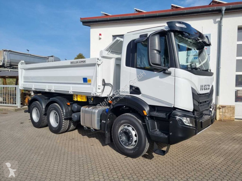 Kamion Iveco AD300X48Z HR OFF 6x4...