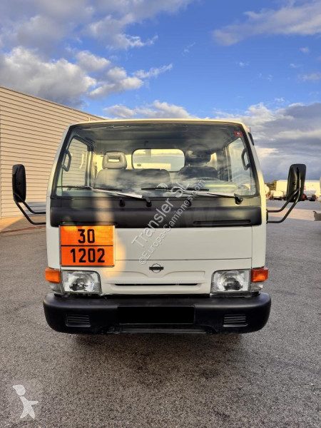 Camion Nissan E