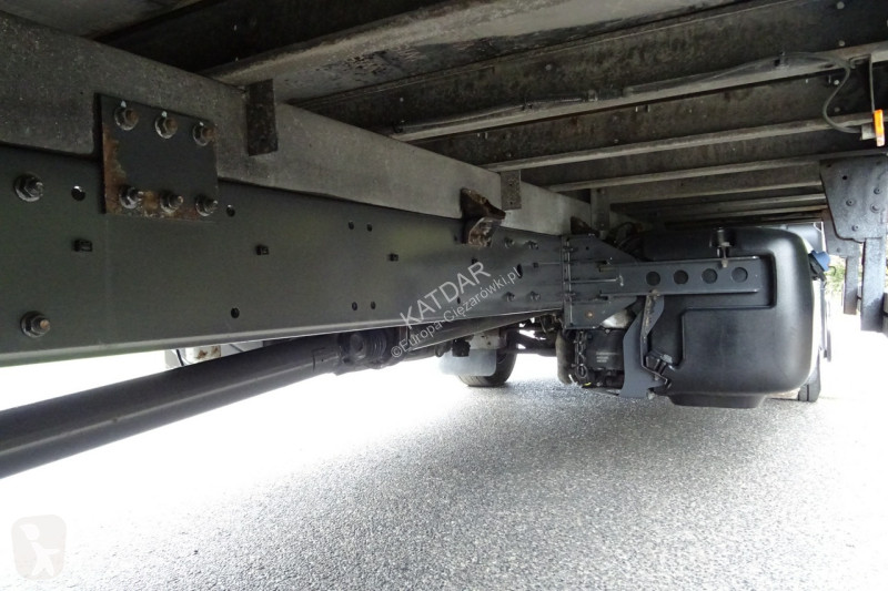 Camión DAF LF 210 euro 6 kontener...