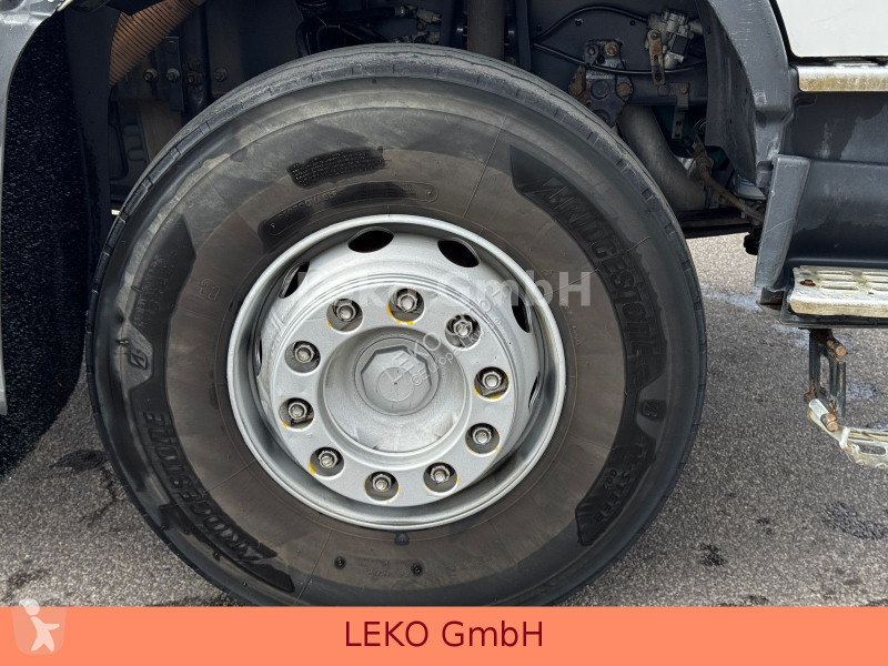 شاحنة Volvo 400 Mit Kran ( Palfinger PK 16502 )