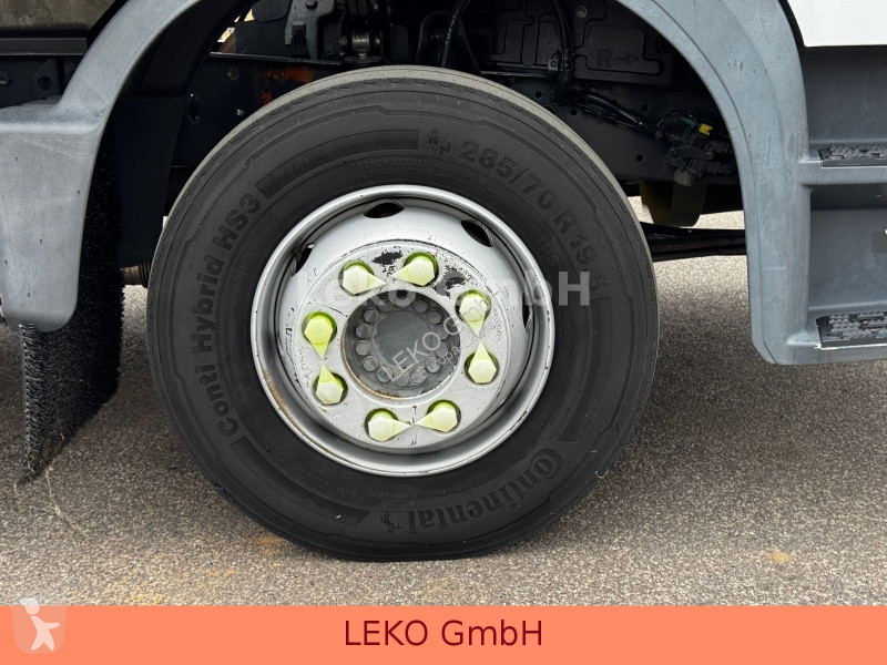 Camion Mercedes 1318 Mit Thermoking T-1000R