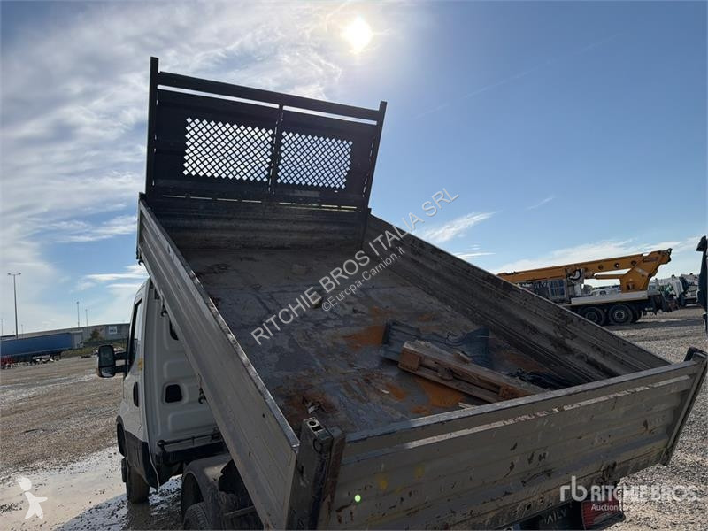 Camión Iveco 35-12
