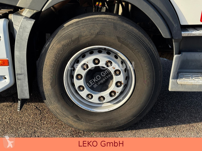 Teherautó Volvo 420 Liftachse