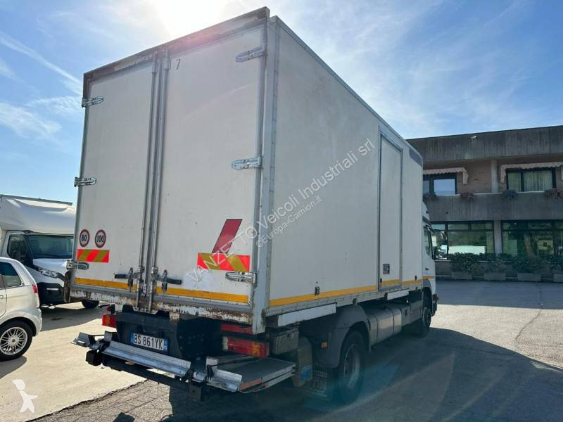 Vrachtwagen Mercedes