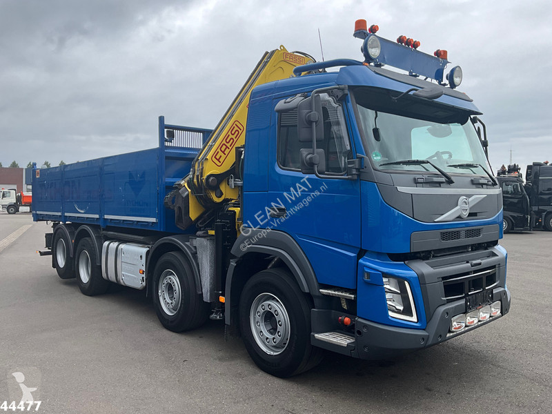 Kamion Volvo 540 8x4 Euro 6 Fassi 36 Tonmeter...