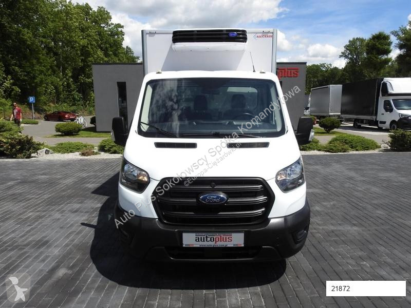 Autoutilitară Ford TRANSIT CHŁODNIA KONTENER...