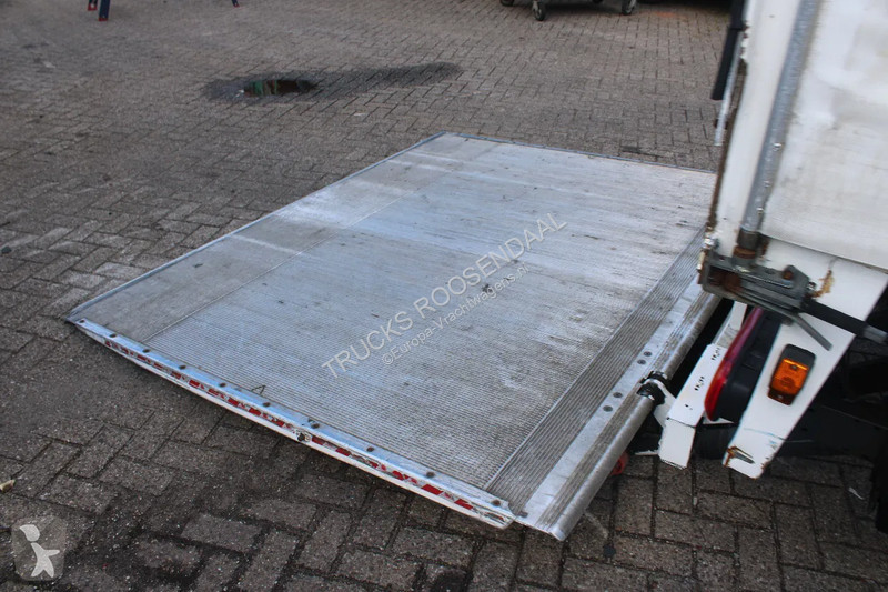 Kamion Iveco 120E220 + EURO 6 + 12t + NICE TRUCK