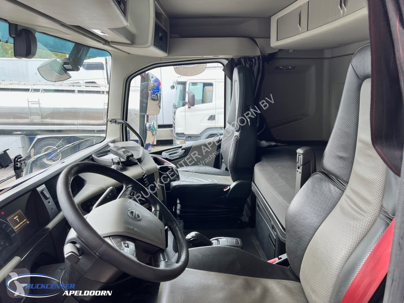 Kamion Volvo LAG 20600 Liter ADR, 4 Comp