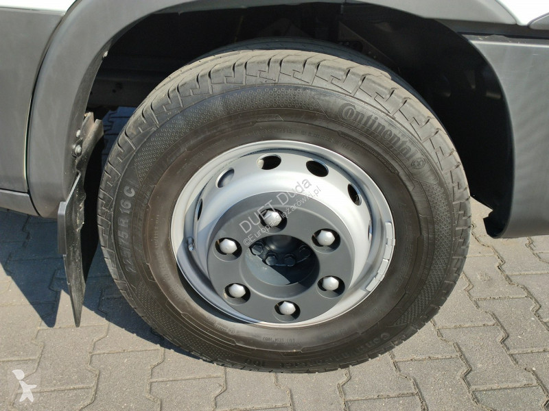 Camião Iveco 70C18 Mroźnia Ściana Grodziowa...