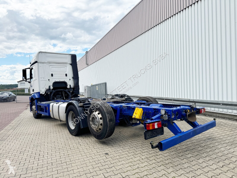 Kamion Mercedes Actros 2540 L 6x2 Actros 2540 L...