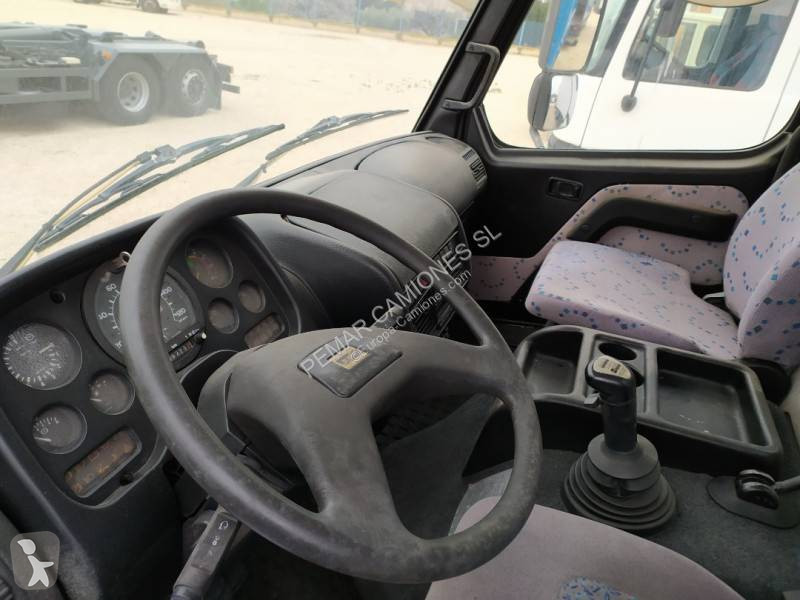 Camion ERF