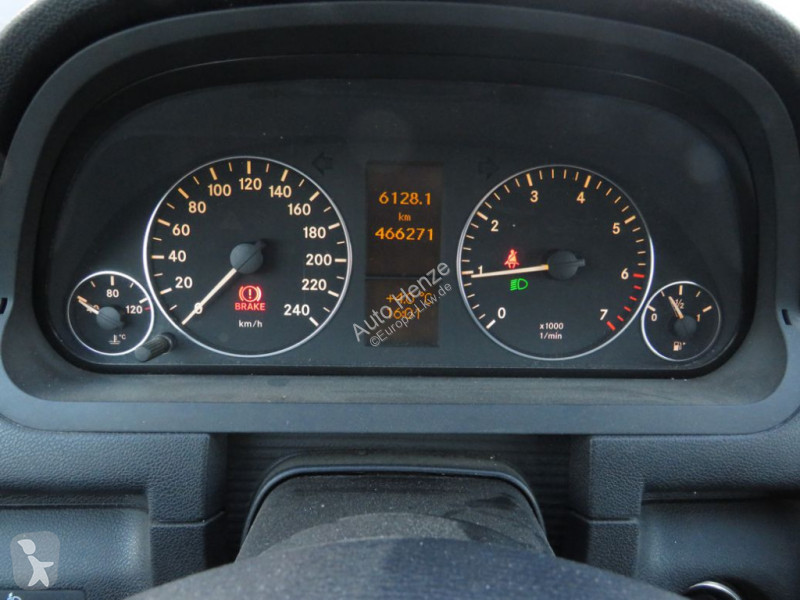 Véhicule utilitaire Mercedes A-Klasse 200...