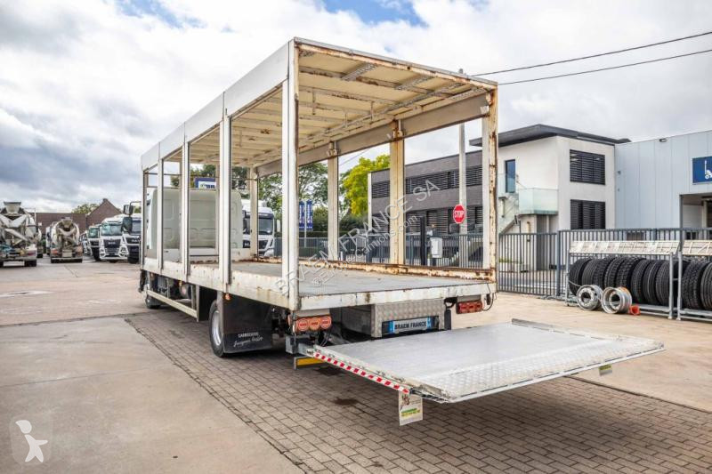 Kamion Renault  MIDLUM 180 DXI (12 T)
