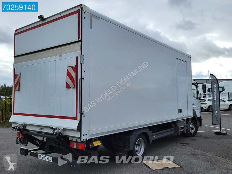 Camion Mercedes 816 4X2 7.49t Thermoking B-100...