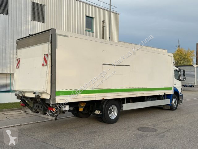 Kamion Mercedes 1824L Bi-Temp. Kühlkoffer 8,67m...