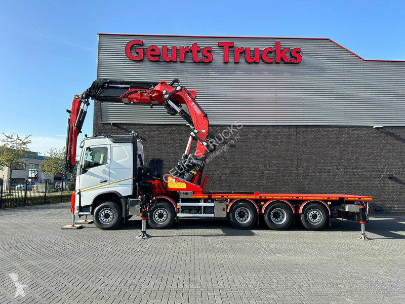 Camion Volvo 10X4 + FASSI F1650RAL.2.28 + JIB...