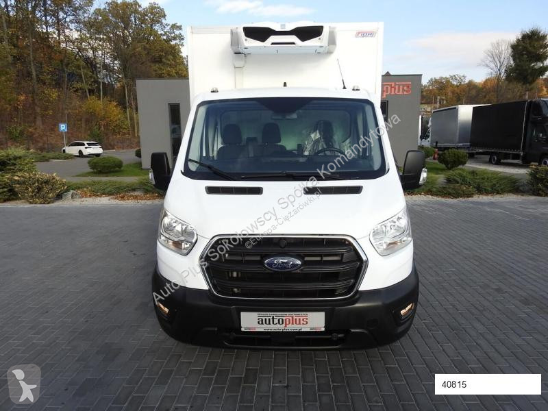 Autoutilitară Ford TRANSIT CHŁODNIA KONTENER...